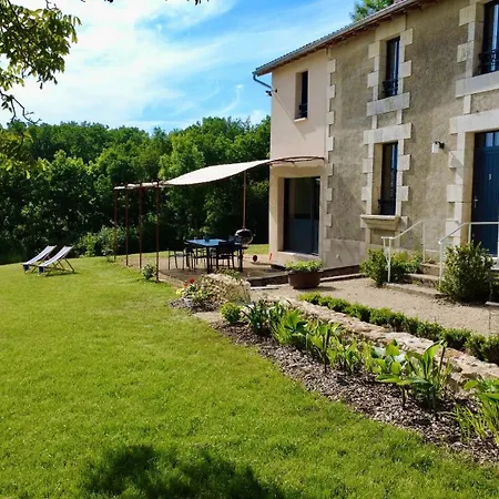 Lucienne, Maison De Charme A La Campagne