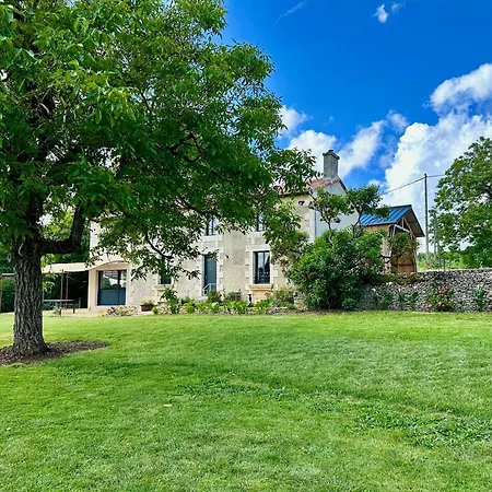 Lucienne, Maison De Charme A La Campagne *