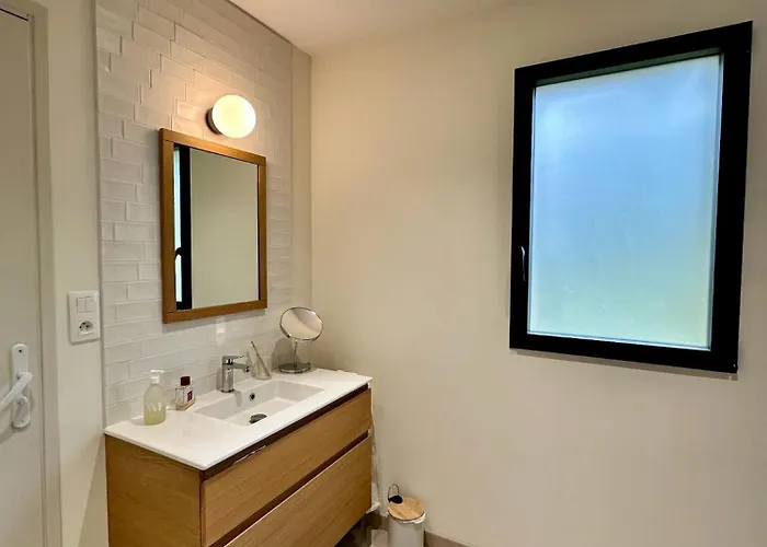 Lucienne, Maison De Charme A La Campagne Latillé