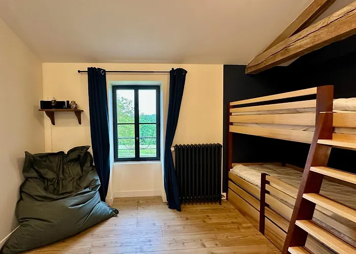 Lucienne, Maison De Charme A La Campagne Latillé